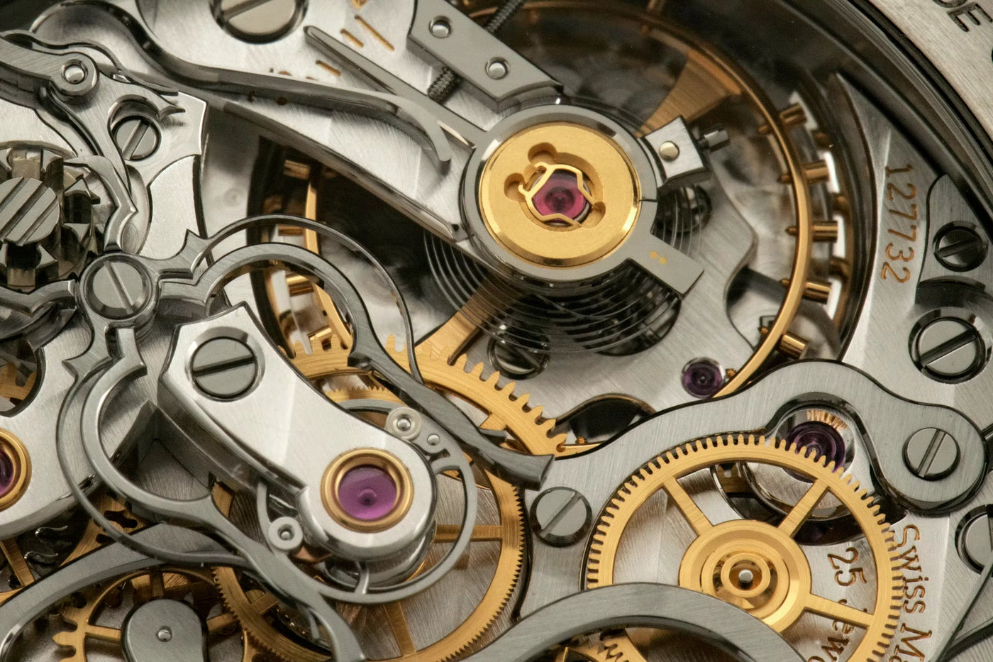 Paying homage to the inventor of the exhibition case back, Adolf Schild.